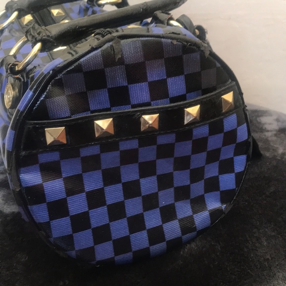 Handbag - Picture 3 of 5